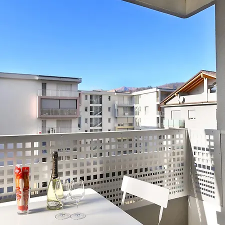 Santi Apartment Few Min From Lake - Happy Rentals Lugano Exterior photo