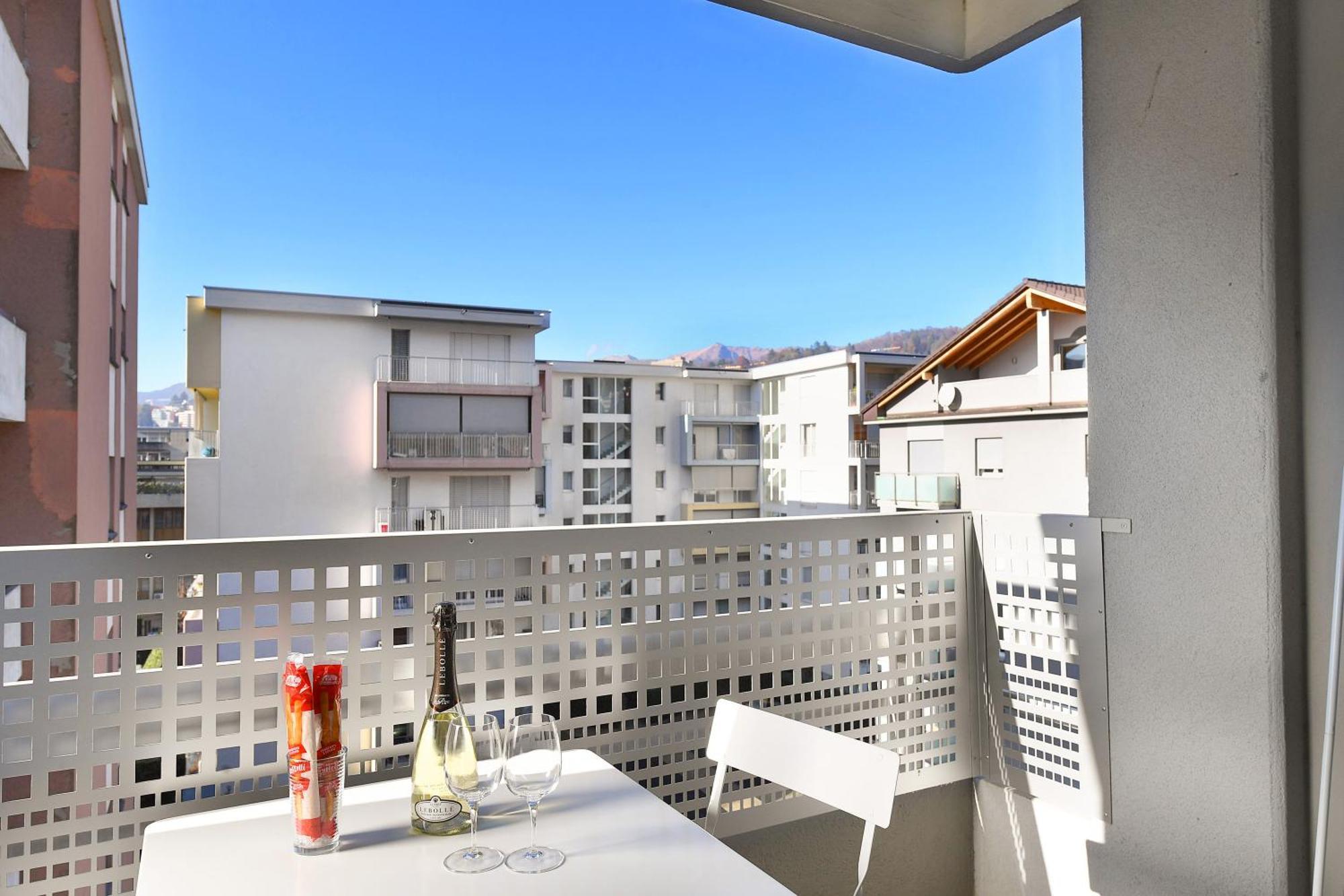Apartment Santi Few Min From - Happy *