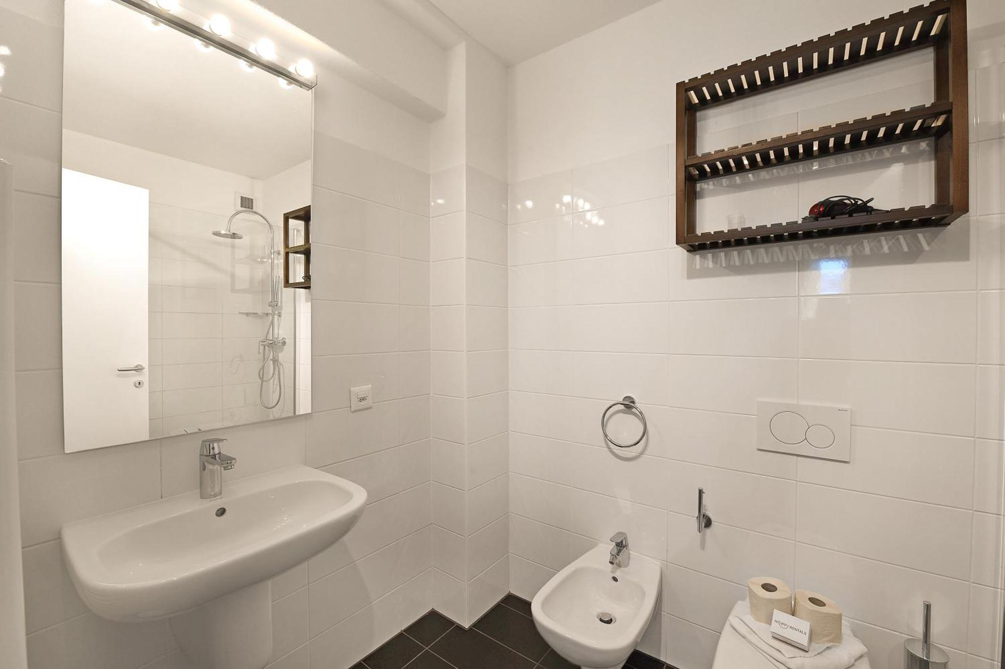 Santi Few Min From - Happy Apartment *